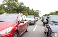 Detran orienta motoristas sobre roupas e calçados permitidos nos dias quentes