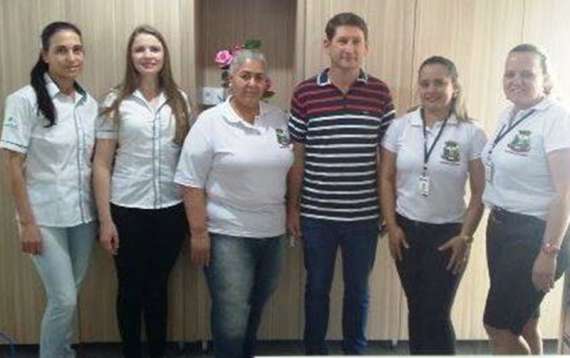 Guaraniaçu - Saúde distribui novos uniformes para seus Colaboradores