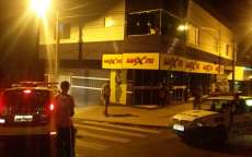 Laranjeiras - Polícia Militar prende dois indivíduos por ameaças e pertubação do sossego