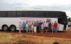 Rio Bonito -  Prefeitura adquire ônibus para transporte universitário