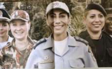 Oficial que matou marido representou bom exemplo em livro da Polícia Militar