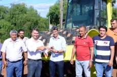 Catanduvas - Prefeitura recebe rolo compactador