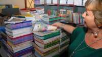 Escolas já podem escolher livros didáticos para 2016