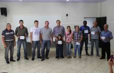 Rio Bonito - ACERBI entrega prêmios da campanha Natal legal