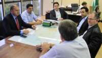 Reserva do Iguaçu - Prefeito Emerson e Deputado Bernardo Carli levam demandas do município à Secretaria de Estado do Desenvolvimento Urbano