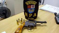 Laranjeiras - Policia Militar prende rapaz suspeito de roubos e tentativa de homicídio