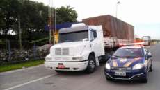 Caminhão que furou 137 pedágios é retido pela PRF
