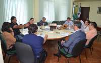 Pinhão - Em reunião com secretários, Prefeito reafirma importância da transparência nas ações da prefeitura
