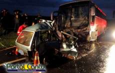 Candói - Colisão frontal entre ônibus e Fiat Uno deixa uma vítima fatal