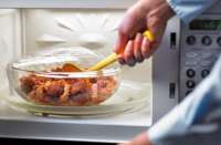 Afinal, forno micro-ondas afeta a qualidade dos alimentos ou não?