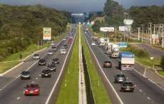 BR-277 tem movimento alto na ida e na volta das praias