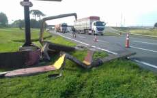 Crian&ccedil;a morre em acidente na BR-277