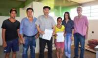 Pinhão - Prefeitura entrega materiais para reforma da fábrica de bolachas