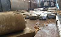 PRF do Paraná apreende 800 quilos de maconha que seriam vendidos em Santa Catarina