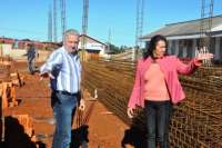 Laranjeiras - Prefeita Sirlene Svartz vistoria obras no município