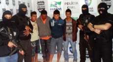 Laranjeiras - Policia prende quatro durante operação no Presidente Vargas