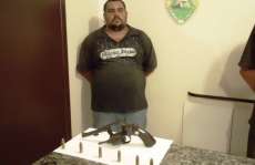 Espigão Alto - Homem é preso por porte ilegal de arma de fogo