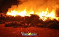 Laranjeiras – Incêndio ambiental atrás do Ginásio Laranjão assusta moradores