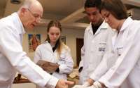 Governo autoriza dois novos cursos de medicina no Paraná com 100 vagas