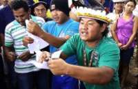 Paraná - Impasse com os índios pode levar ao fechamento da ponte de Guaíra