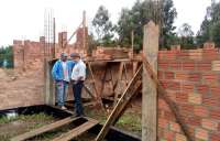 Pinhão - Prefeito visita obras de construção da Unidade de Saúde no Assentamento Rocio