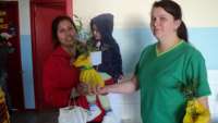 Reserva - CMEI Criança Feliz distribui 200 mudas de plantio em comemoração ao Dia Mundial da Árvore