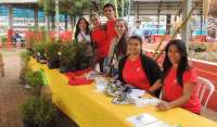 UFFS - Estudantes do Campus de Laranjeiras participam de feira agroecológica