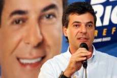 Beto Richa autoriza pagamento de salário de professores PSS