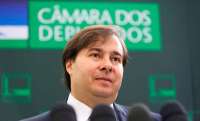 Rodrigo Maia é eleito presidente da Câmara dos Deputados com 293 votos