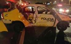 Dupla é presa com carro roubado; viaturas batem durante perseguição