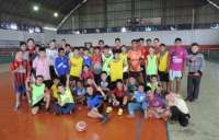 Candói - Secretaria de Esporte encerra atividade da escolinha com confraternização
