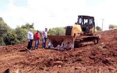 Guaraniaçu - Começaram os trabalhos de adequação no terreno para construção da Fábrica de Sucos e Polpas