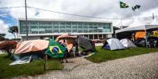 Reunião entre governo e professores para discutir fim da greve é adiada