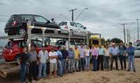 Reserva - Prefeitura recebe quatro novos carros