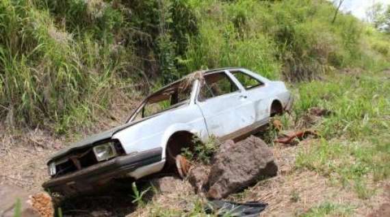 Marquinho - Carro batido é encontrado abandonado na BR 158