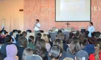 Pinhão - Alunos do Colégio Santo Antonio participam de palestra com equipe do ESF Vila Caldas