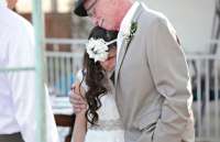 Pai com câncer terminal pede para filha de 11 anos &quot;se casar