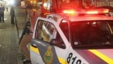 Quedas - Festinha regada a bebida e som alto acaba com a chegada da policia