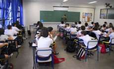 Só 11,82% das escolas não atenderam os alunos nesta sexta dia 25 no Paraná
