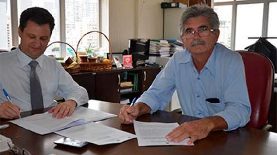 Palmital - Prefeitura assina acordo de cooperação com o Incra