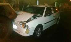 Carro bate em caminhão parado e bebê fica ferido no Paraná