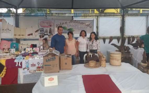 Nova Laranjeiras - Grupo de Artesanato expõe produção durante Inverno Gastronômico em Laranjeiras do Sul