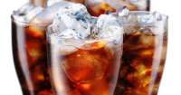 Bebidas com açúcar favorecem acúmulo de gordura na barriga, diz estudo