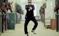 Contratados do SBT terão que dançar &quot;Gangnam Style&quot;; ideia é reprovada por jornalistas