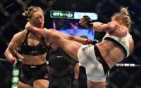 Ronda Rousey terá que passar por plástica após derrota no UFC