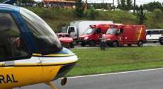 Sem cinto de segurança, cinco pessoas são ejetadas de carro