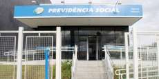 Servidores do INSS decidem encerrar greve no Paraná