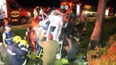 Pai e filha morrem em acidente com ambulância em Cascavel