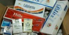 Laranjeiras - Falso veículo do Governo transportava cigarros na BR-277