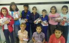 Nova Laranjeiras - Secretaria de Educação realizou entrega de Kits escolares para alunos da rede municipal